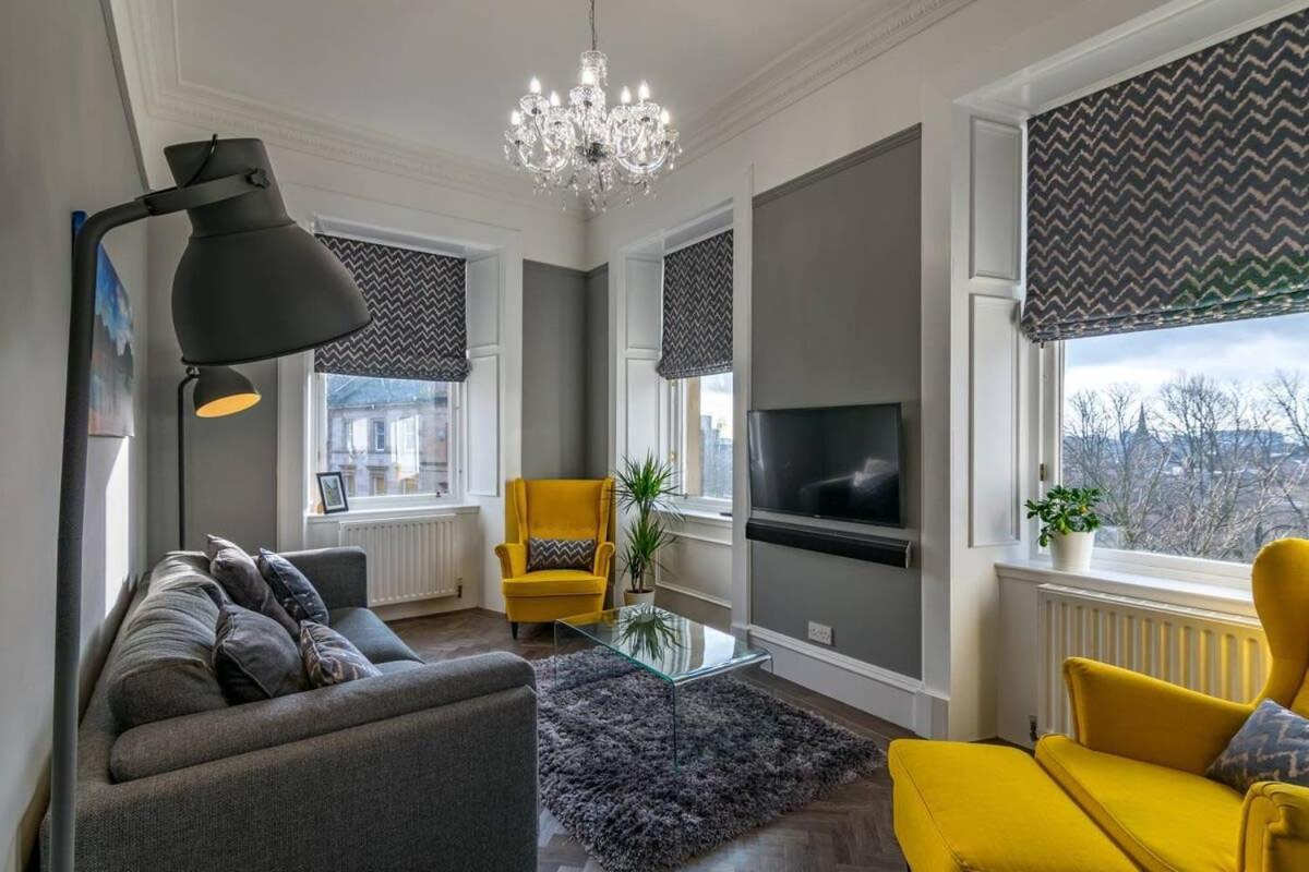 Bright And Airy Apartment Glasgow Eksteriør bilde